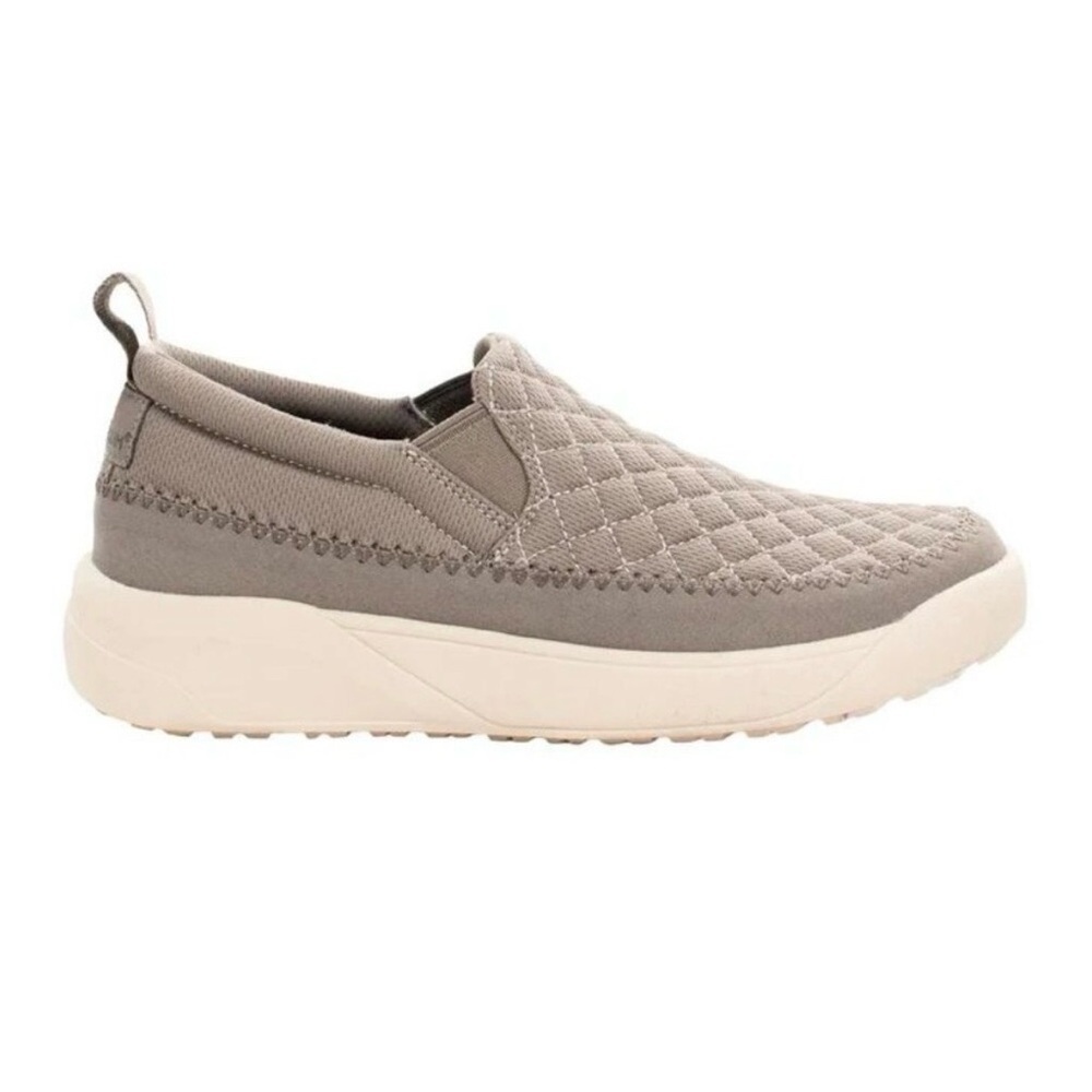Stylish Staheekum Gray Quilted Slip-On Sneakers Size 8 - Picture 3 of 11